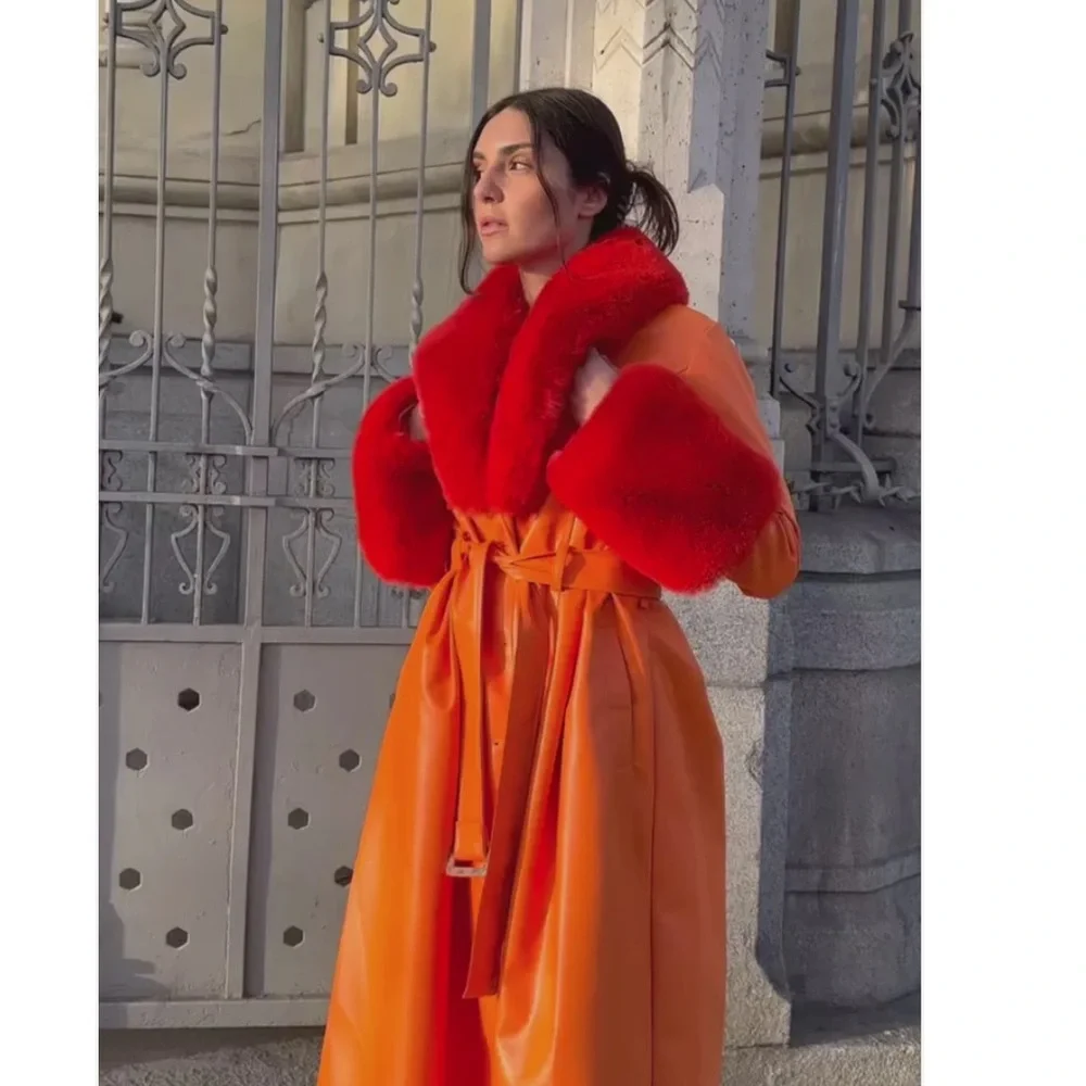 Elarmario De Madrid Stylish Orange and Red Women's Coat - Picture 2 of 8